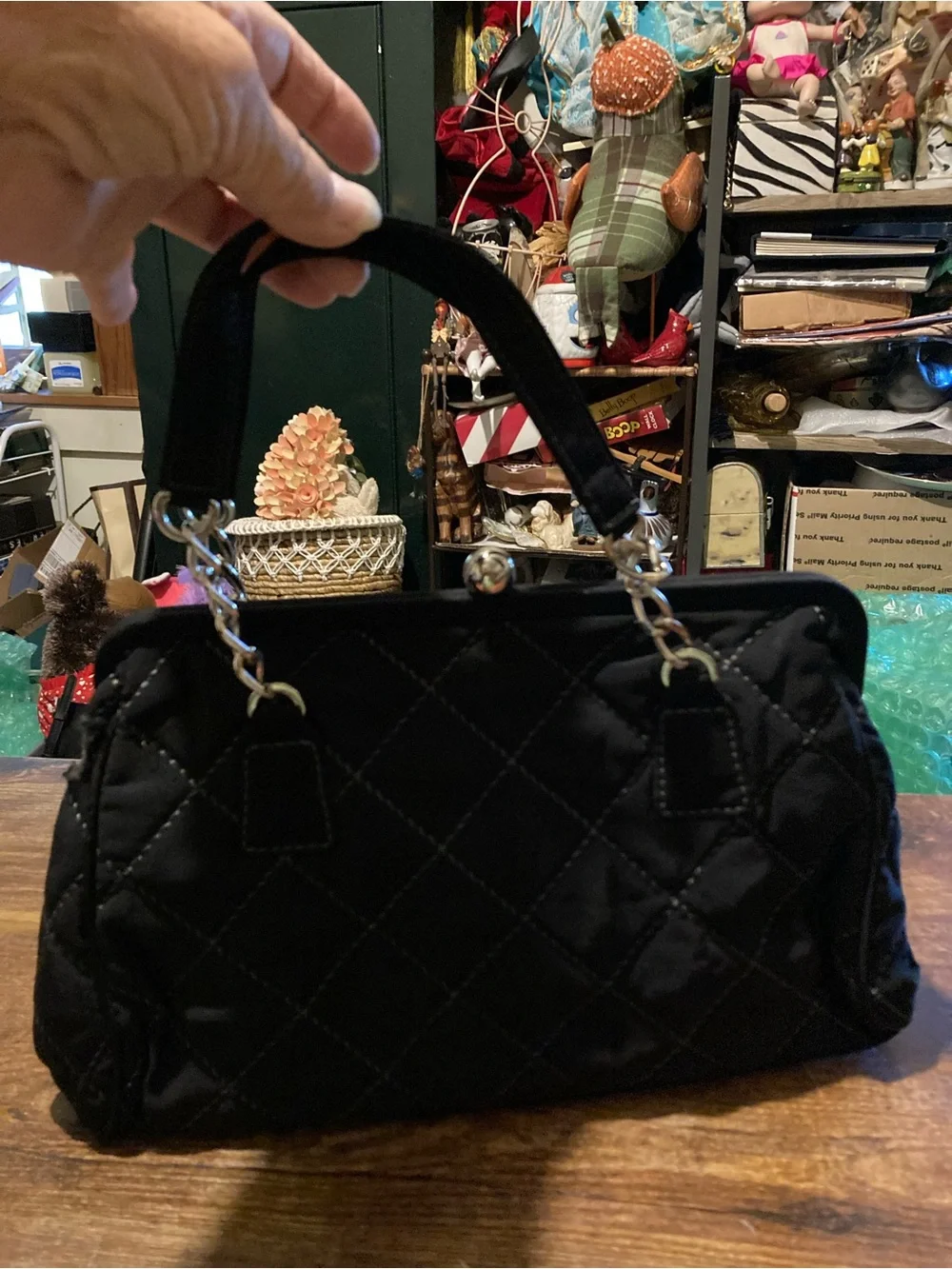 Vera Bradley classic black arm purse